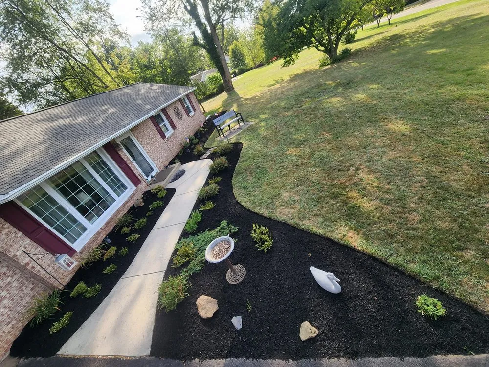 Reliable outdoor landscaping in Souderton, PA - Three Amigos Landscaping & Lawn Services