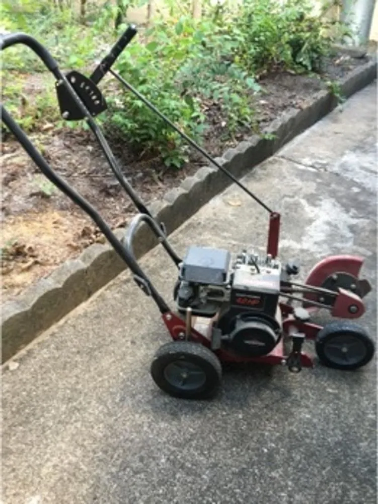Local landscaping services in Franklin Square, NY by Three Generations