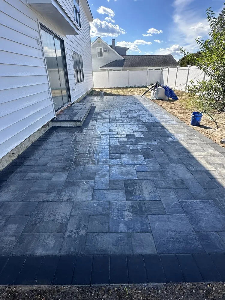 Professional residential landscaping experts serving Westbury, NY - Three Leaf Landscaping