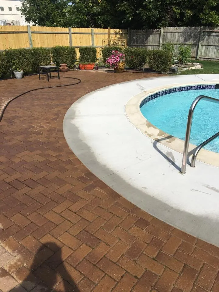 Local landscaping services experts serving Roseville, MI - Three Oaks Landscaping