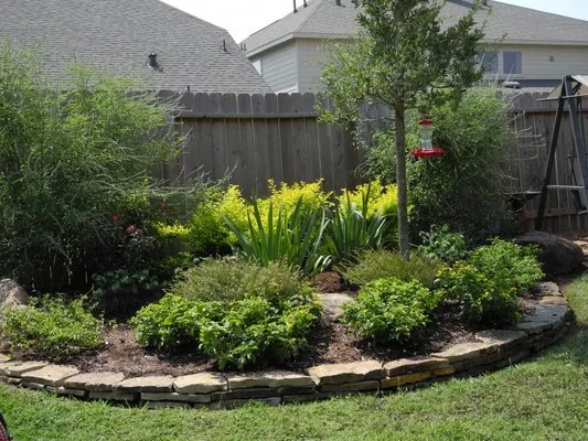 Three Seasons Lawn & Landscape Logo