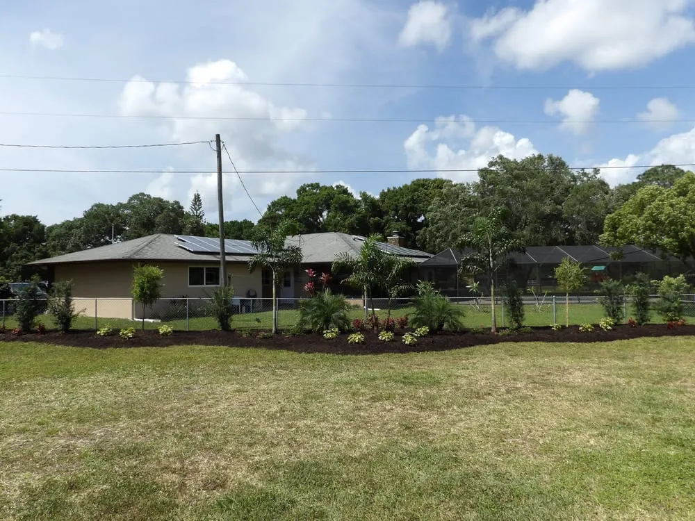 Expert outdoor landscaping in Palmetto, FL by Three Seasons Outdoor Living & Landscapes