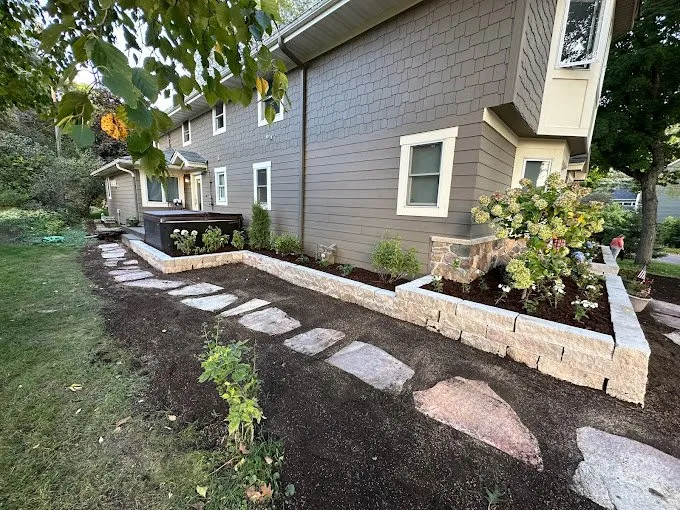 Affordable yard cleanup service experts serving Scottsdale, AZ - Three Timbers