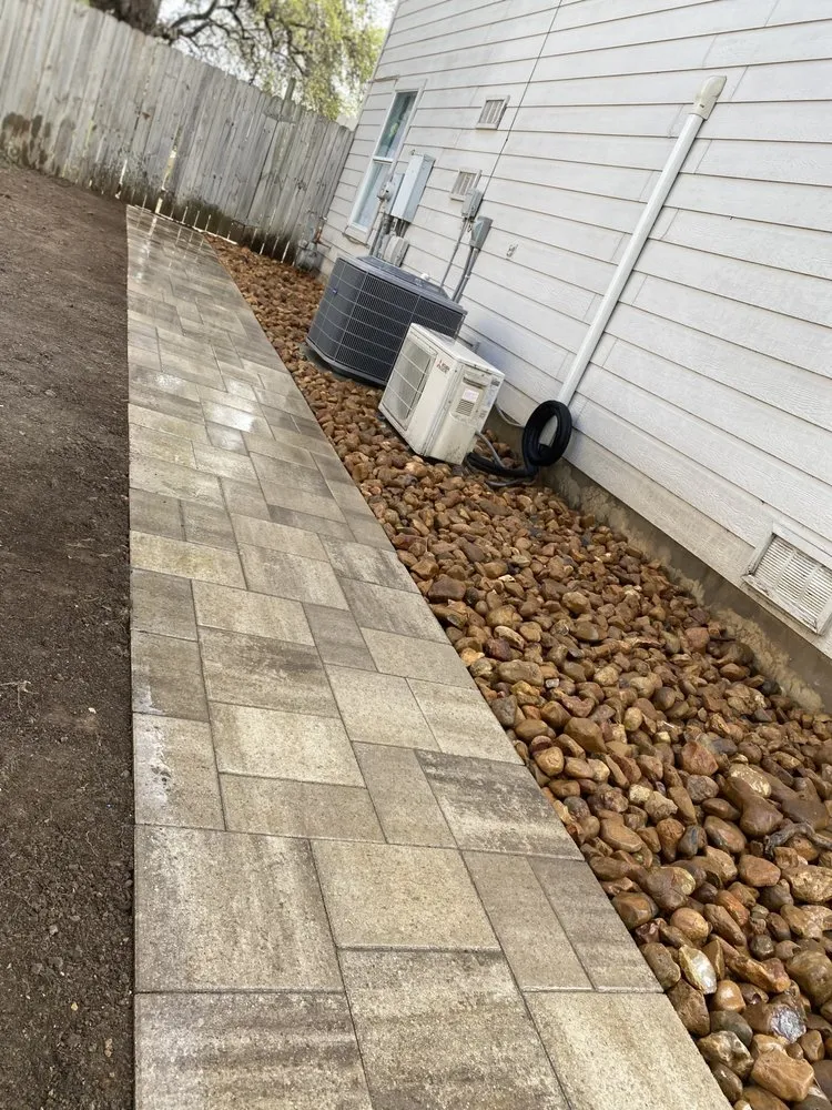 Custom residential landscaping in San Antonio, TX - Three Vines Landscaping