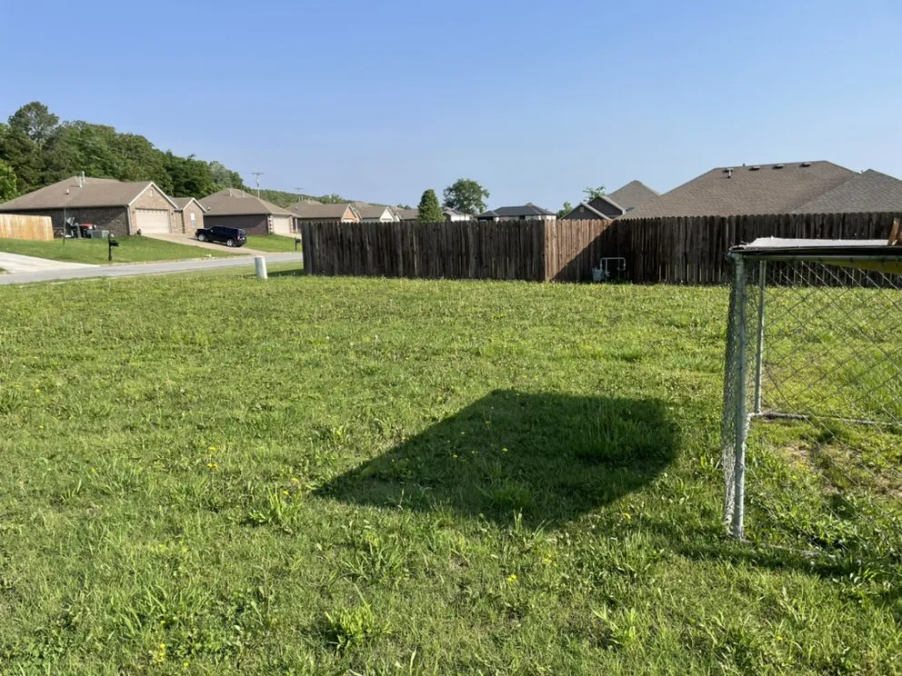 Affordable landscape design in Prairie Grove, AR by Threet’s Lawn And Transport