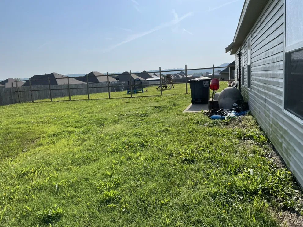 Affordable outdoor landscaping in Prairie Grove, AR - Threet’s Lawn And Transport