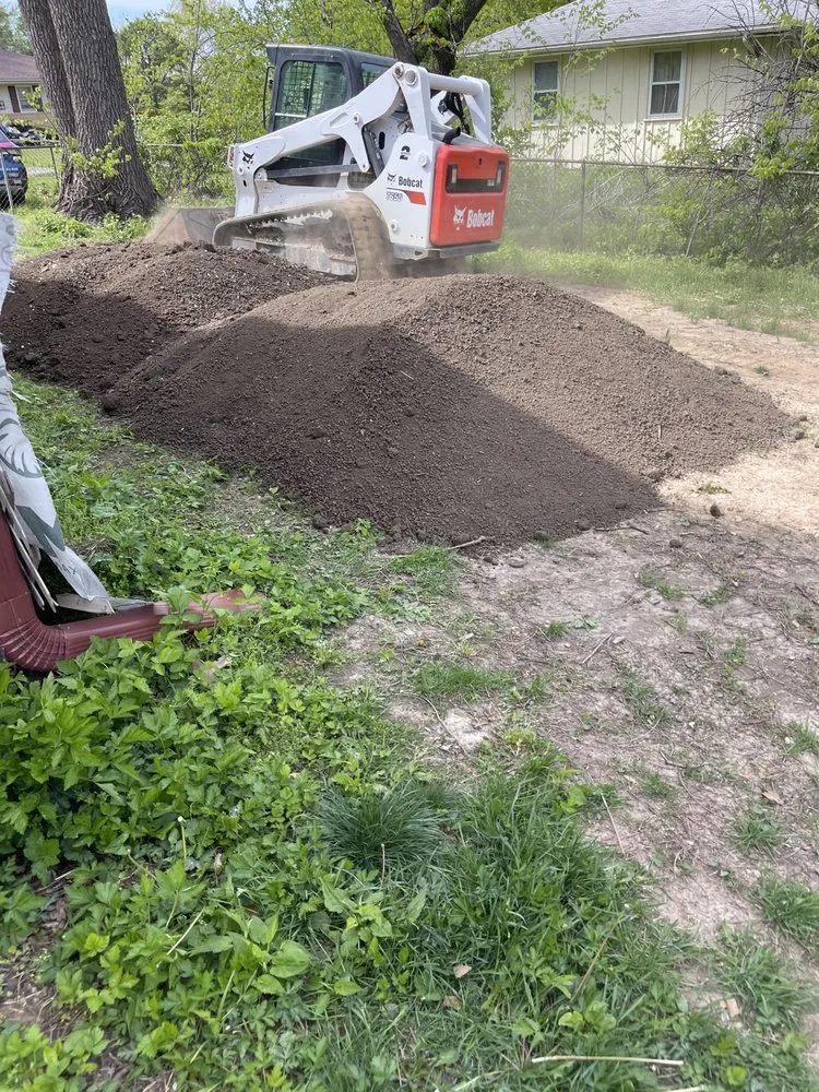 Local lawn mowing service in Independence, MO - Threshers Land Services