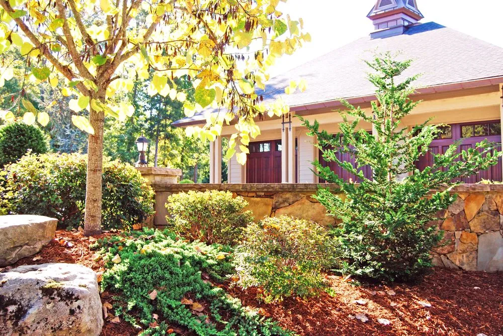 Custom yard maintenance for residential properties across Knoxville, TN - Thress Nursery Gardens