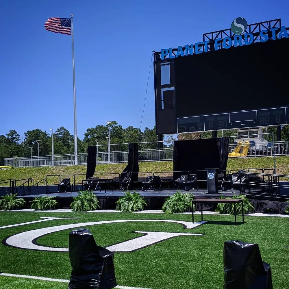 Reliable residential landscaping in Houston, TX by Thriving Botanicals