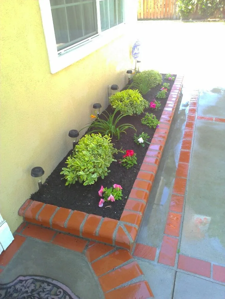 Reliable landscaping services in La Mirada, CA - Throckmorton's Gardening And Landscape