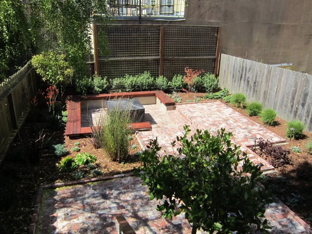 Affordable yard cleanup service experts serving San Francisco, CA - Thumbellina Gardens