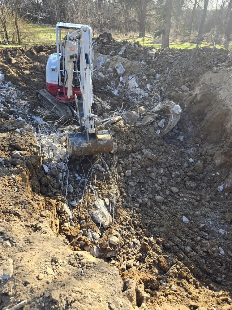Affordable residential landscaping in North Branch, MI by Thumbs up excavation