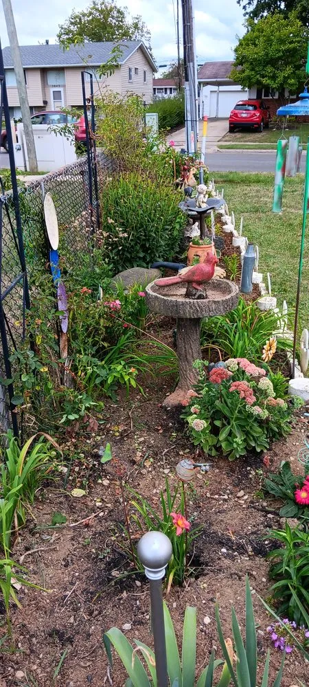 Local lawn mowing service for beautiful yards across Columbus, OH - Thumper's Landscaping