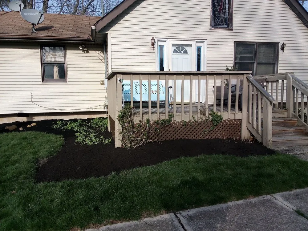 Reliable garden landscaping in Columbus, OH by Thumper's Landscaping