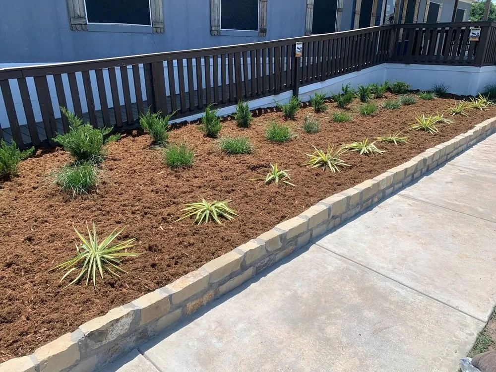 Top-rated yard maintenance experts serving Oklahoma City, OK - Thurau Total Lawn And Landscape