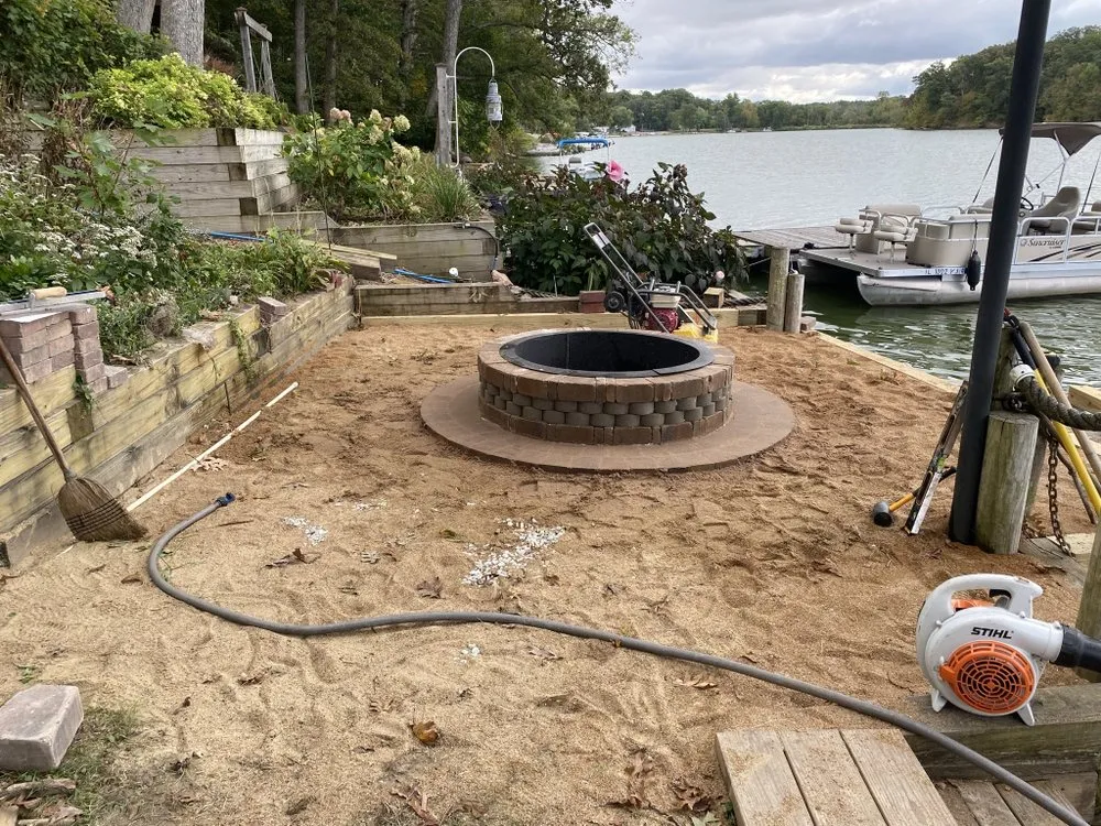 Top-rated landscape design for homes in Galesburg, IL by Thurman and Son Yard Works