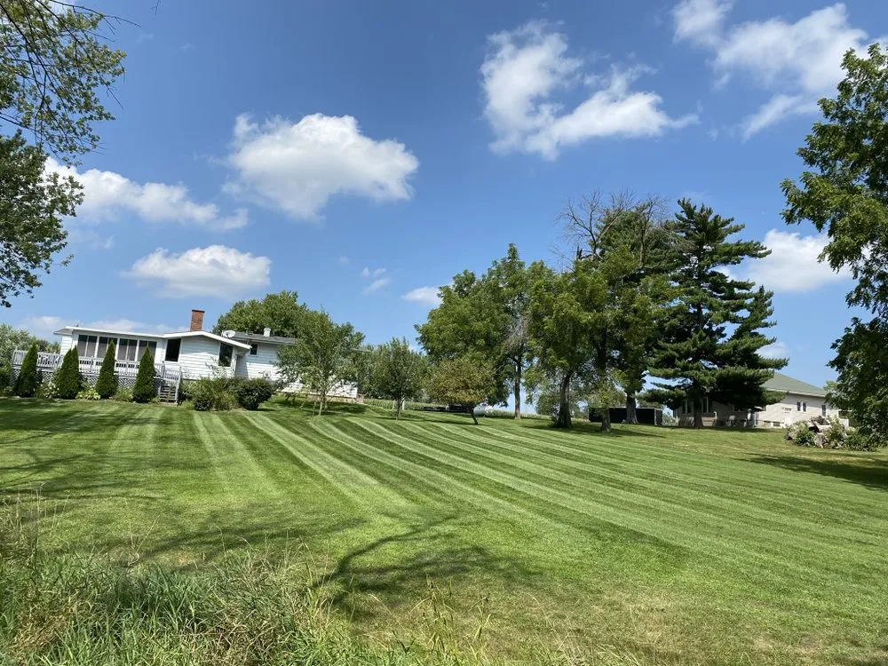 Reliable yard maintenance in Galesburg, IL - Thurman and Son Yard Works