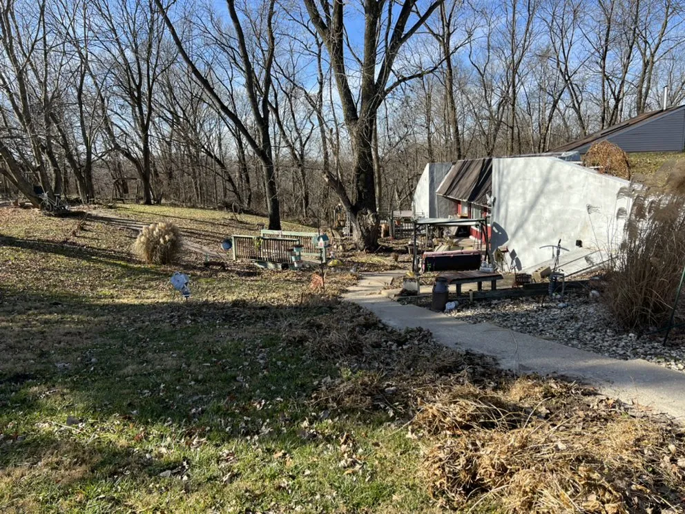 Custom yard maintenance for homes across Galesburg, IL - Thurman and Son Yard Works