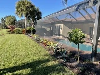 Affordable lawn mowing service experts serving Fort Myers, FL - Tide Water Landscape of Florida