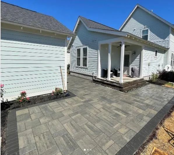 Top-rated garden landscaping for outdoor upgrades in Mount Pleasant, SC by Tidewater Landscape