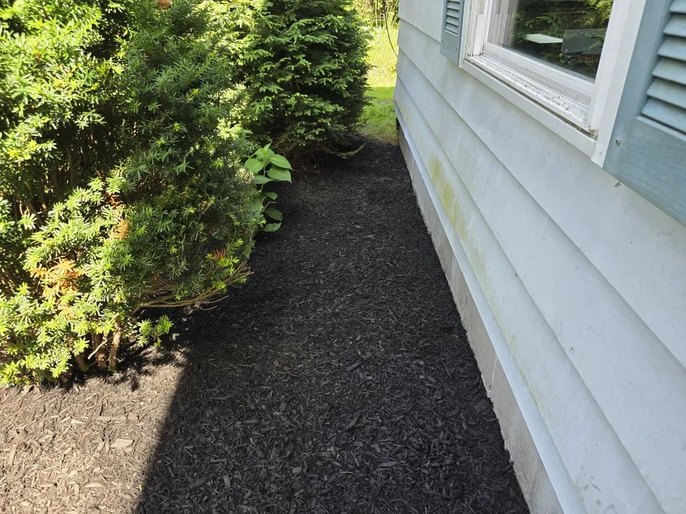 Custom outdoor landscaping in Lisbon, NY - Tidy Homes & Trimmed Lawns