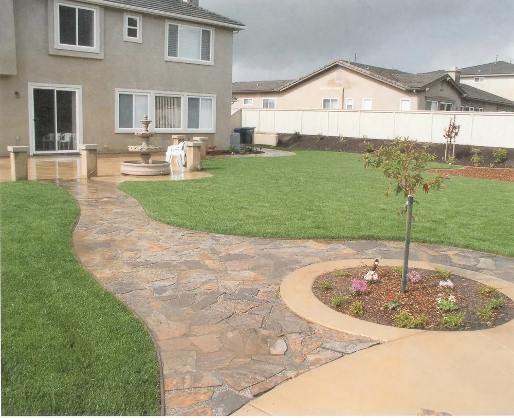 Reliable landscaping services for beautiful yards across Vista, CA - Tierra Bella Landscape