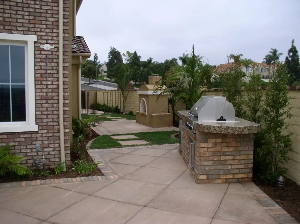 Local lawn mowing service in Vista, CA - Tierra Bella Landscape