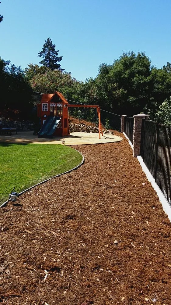 Top-rated lawn care service with custom design in Napa, CA by Tierra Bella Landscaping