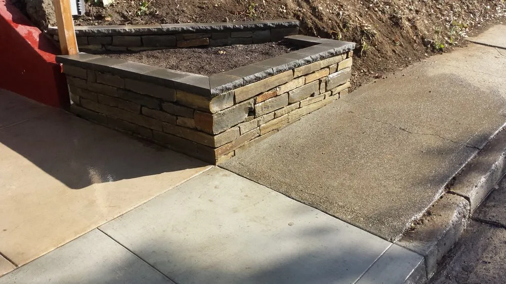 Affordable landscape design for year-round maintenance in Napa, CA by Tierra Bella Landscaping