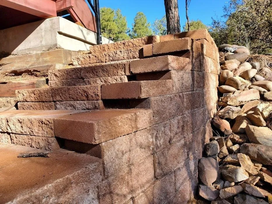 Professional garden landscaping experts serving Prescott Valley, AZ - Tierra Bonita Construction