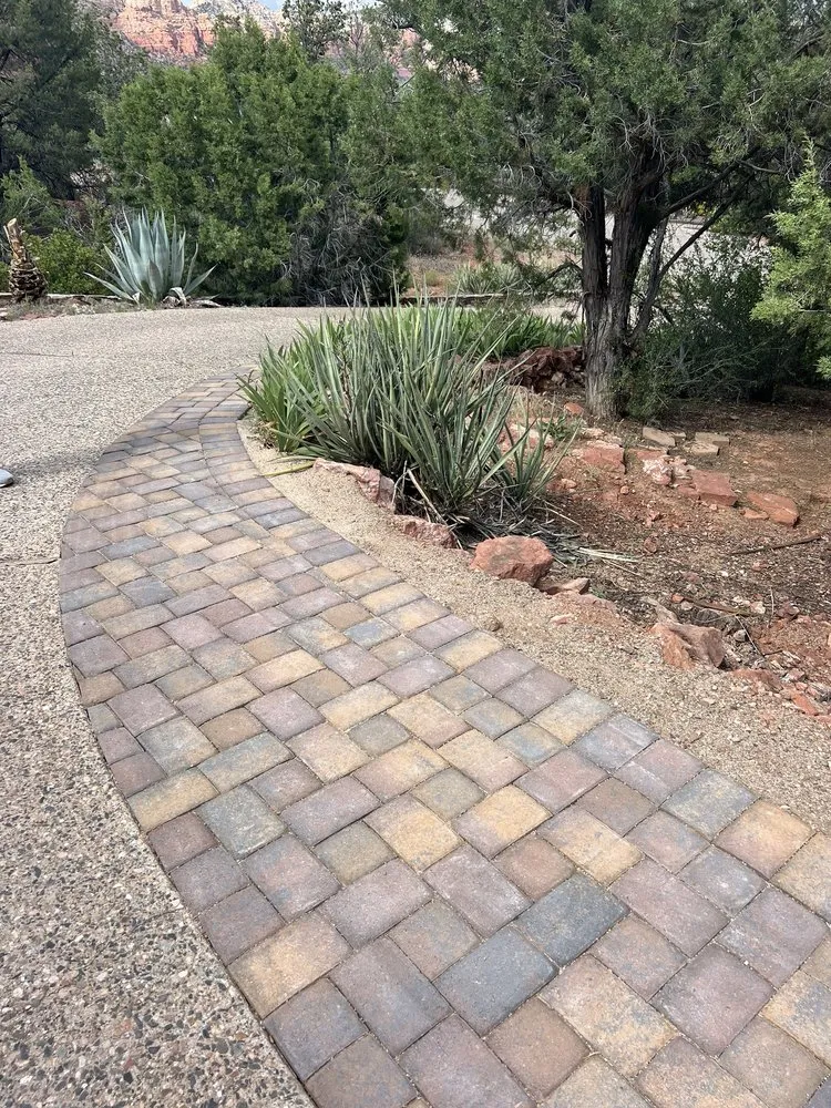 Trusted yard maintenance experts serving Prescott Valley, AZ - Tierra Bonita Construction