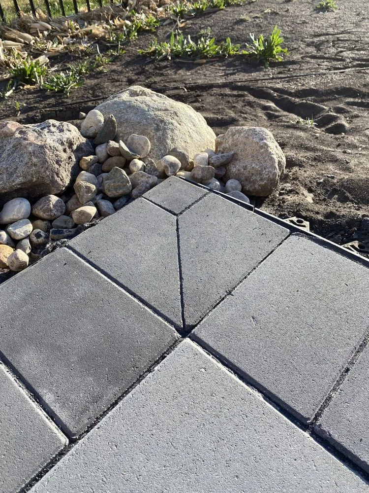 Expert residential landscaping in Sioux Falls, SD by Tierra Design