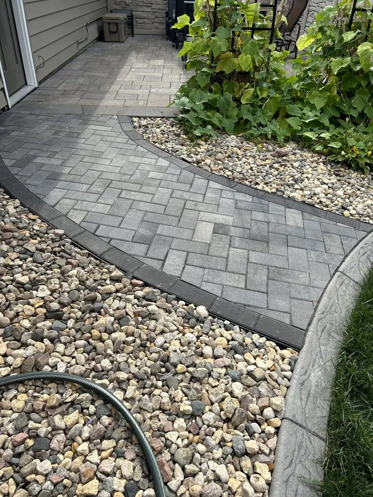 Custom landscaping services for residential properties in Sioux Falls, SD by Tierra Design