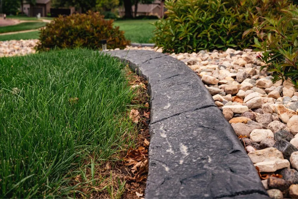 Expert outdoor landscaping in Sioux Falls, SD - Tierra Design