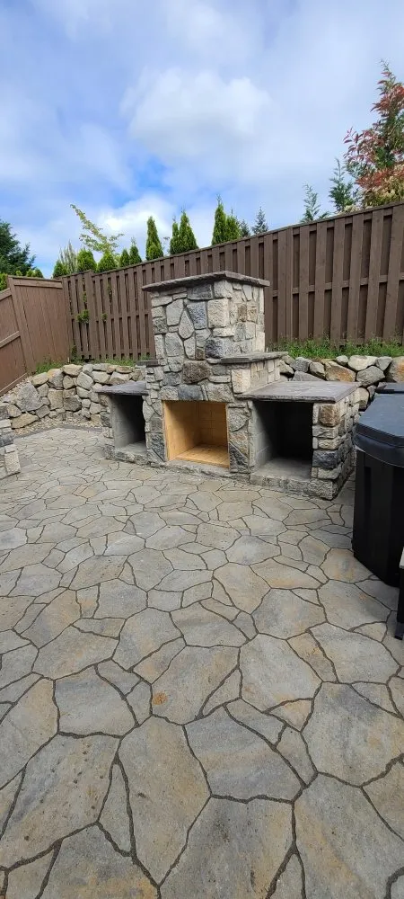 Custom landscaping services for homes in Cornelius, OR by Tierra Dura Construction
