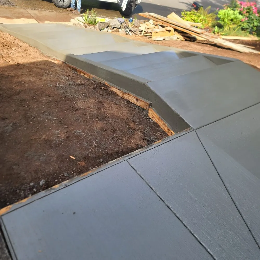 Custom outdoor landscaping in Cornelius, OR by Tierra Dura Construction