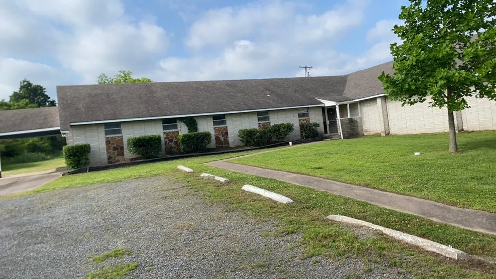 Expert lawn mowing service in Muskogee, OK by Tierra Firme Landscaping