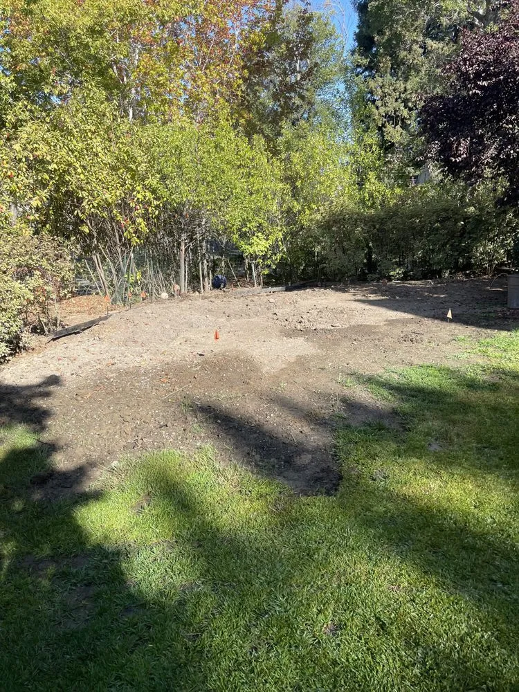 Local lawn mowing service in East Palo Alto, CA - Tierra Landscaping