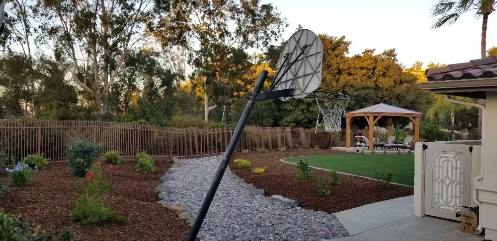 Custom yard cleanup service for beautiful yards across Vista, CA - Tierra Linda Landscape