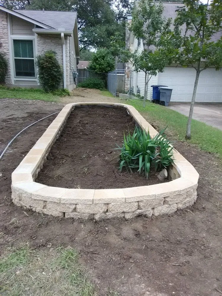 Affordable lawn care service in Manor, TX - Tierra Scapes & Irrigation