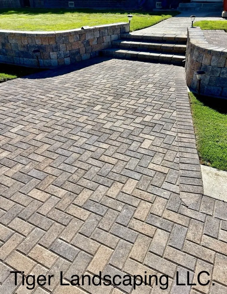 Professional landscape installation experts serving Fernley, NV - Tiger Concrete and Landscaping