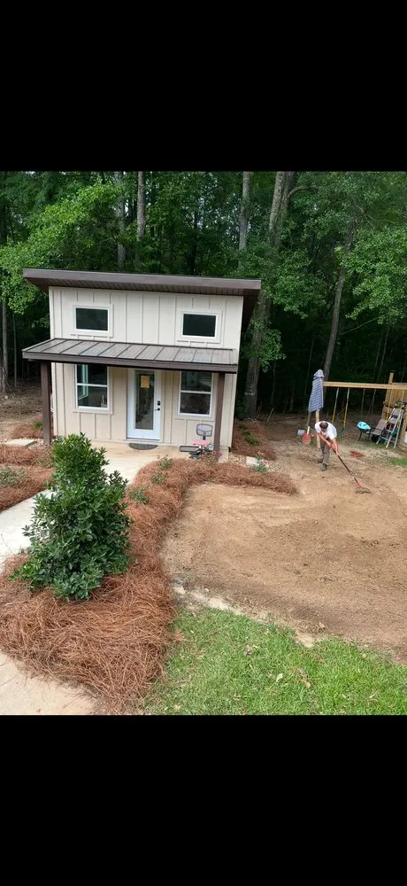 Expert yard maintenance for beautiful yards in West Monroe, LA by Tiger Outdoor Services