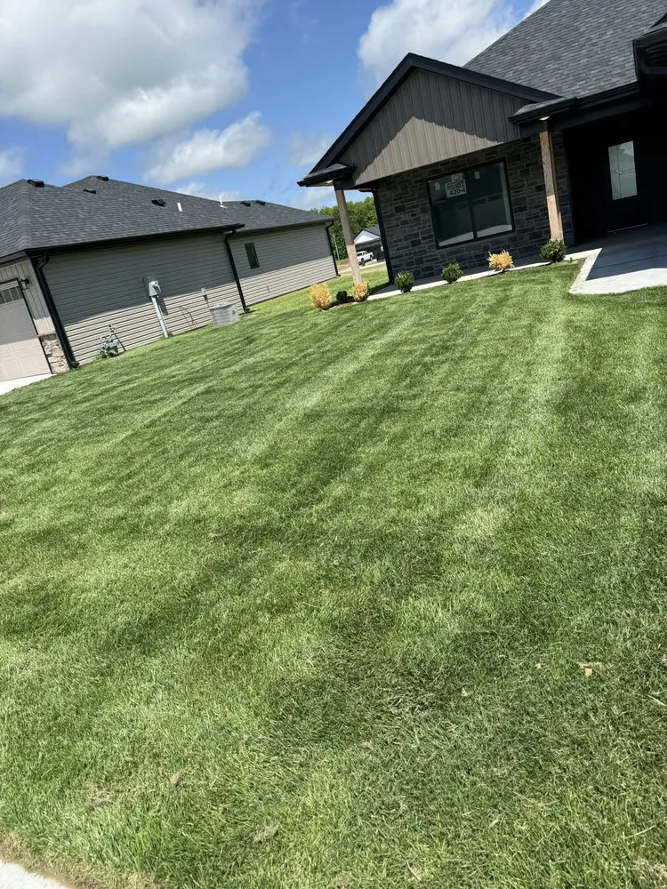 Expert landscape design experts serving Columbia, MO - Tiger turf Lawn Care