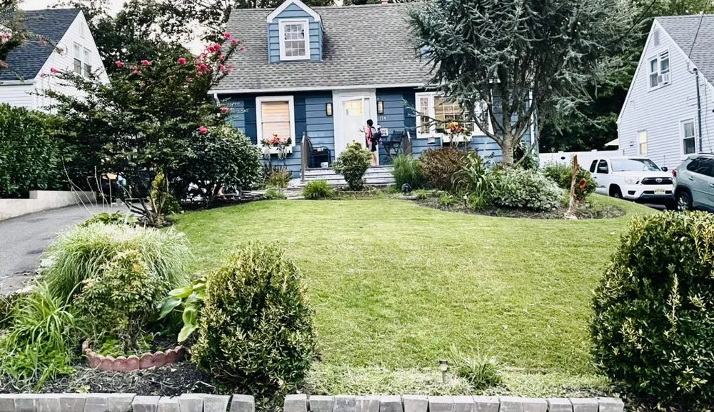 Local yard maintenance experts serving Toms River, NJ - Tigerlily Property Maintenance