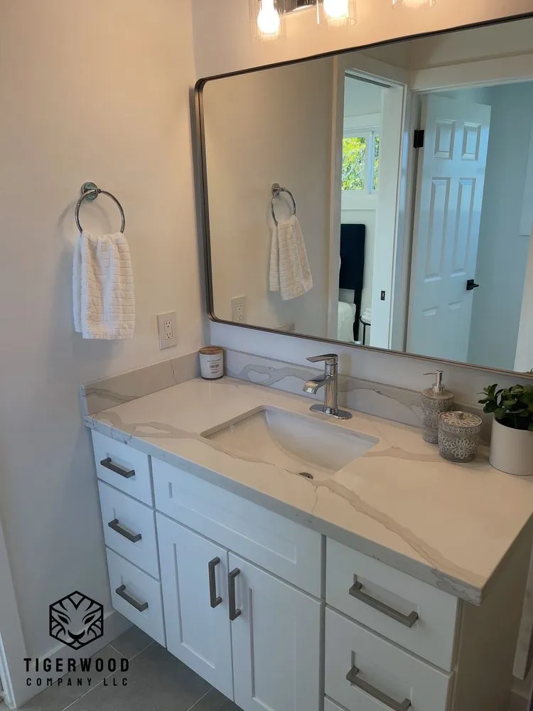 Affordable garden landscaping with custom design in San Bruno, CA by Tigerwood