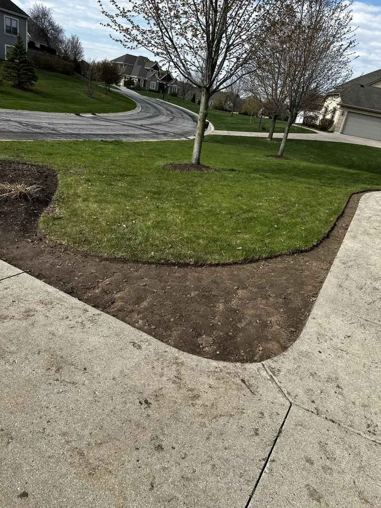 Professional yard maintenance near you across Hartland, WI - Tili's Landscaping
