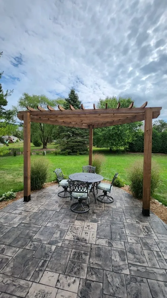 Custom lawn care service experts serving Watertown, WI - Tillman Landscaping