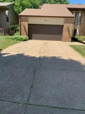 Tillma's Lawn Care Logo