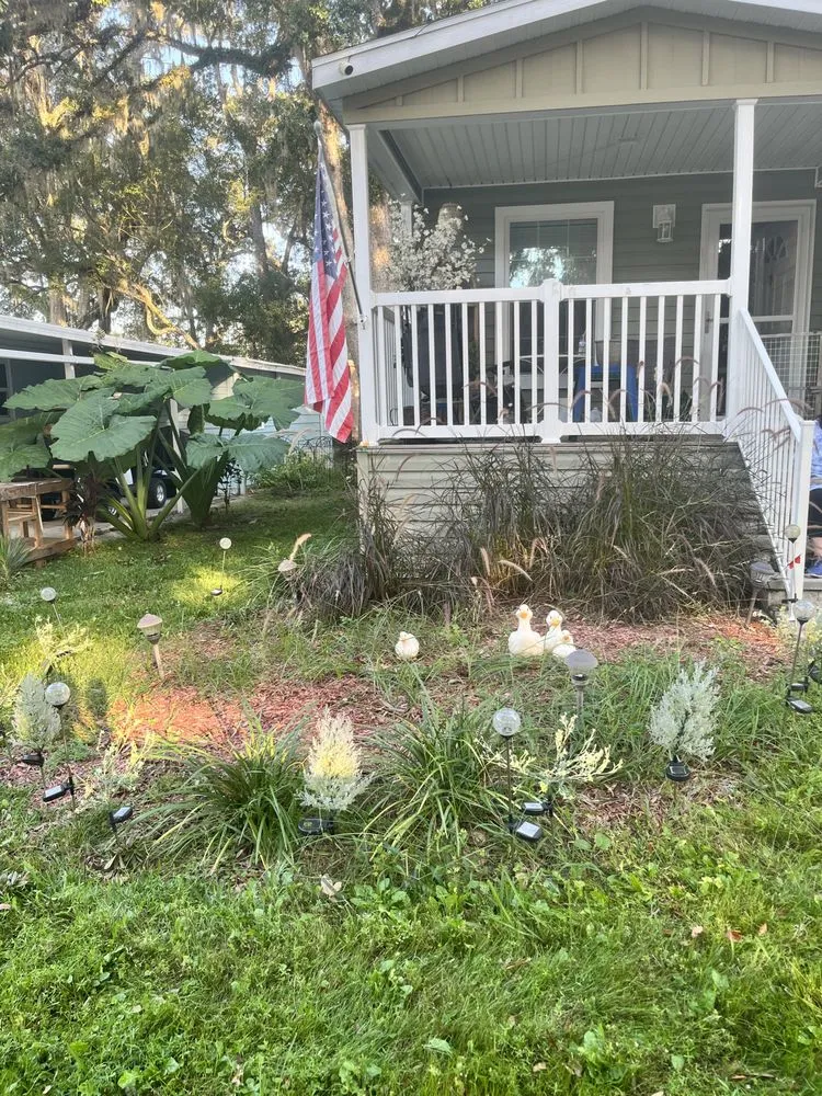 Custom landscaping services experts serving Brooksville, FL - Tillys Garden and Landscape