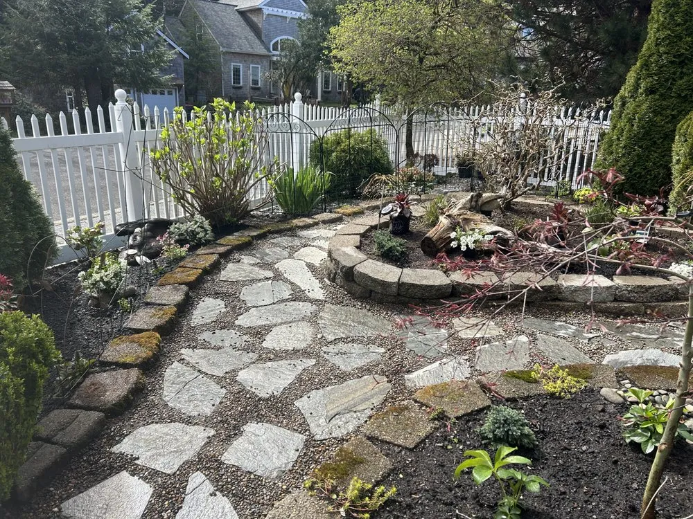 Trusted lawn care service experts serving Astoria, OR - Tilly’s Garden